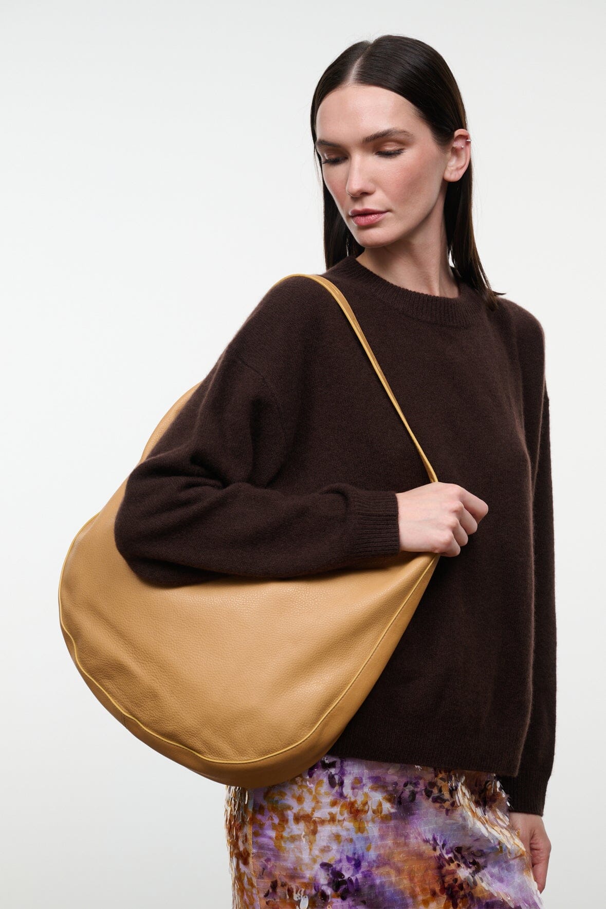 LEVI HOBO BAG | CASHEW